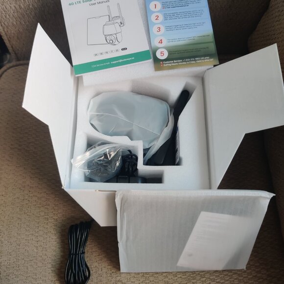 Solareye 4G LTE Cellular 2K Outdoor Solar Battery Security Camera Solar Panel - Picture 3 of 4